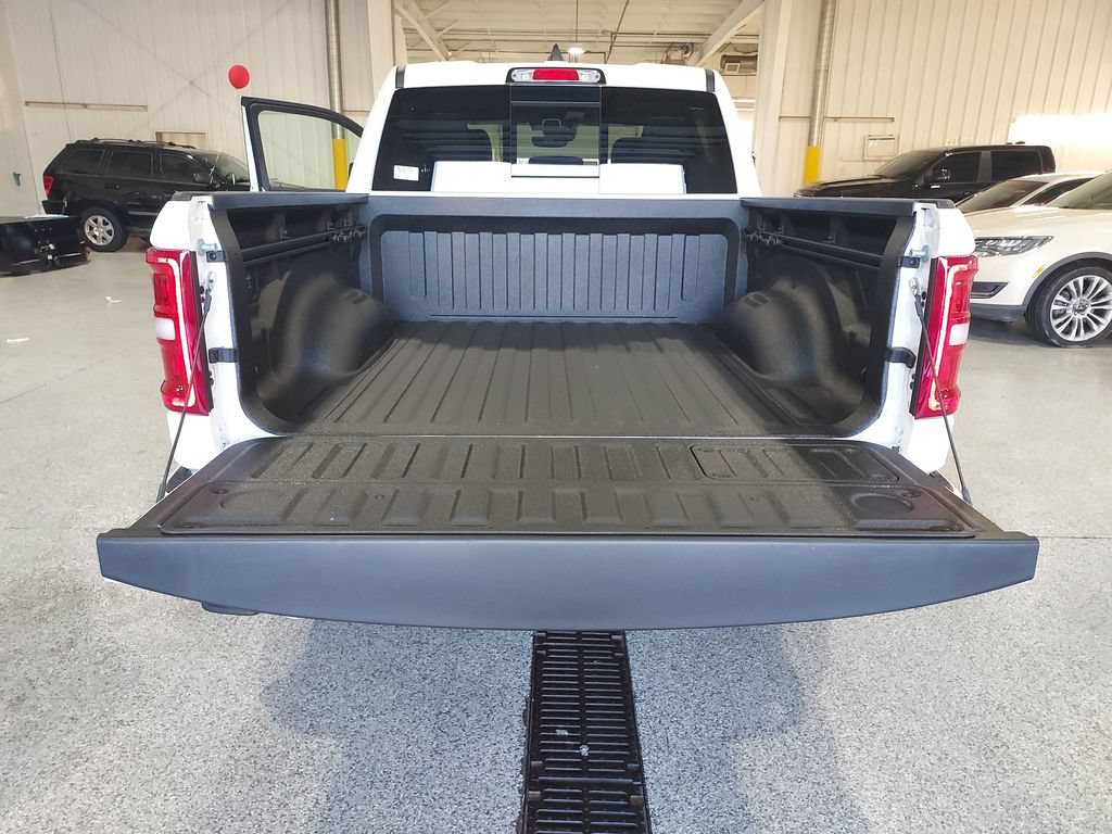 New 2026 RAM 1500 Laramie AWD/4WD image 30