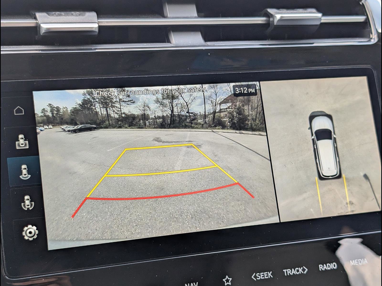 Used 2024 Hyundai Tucson Limited image 16