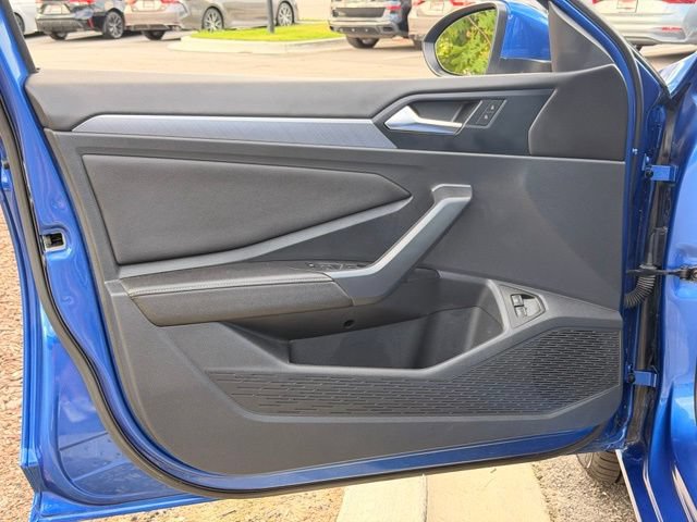 Used 2024 Volkswagen Jetta SE FWD image 23