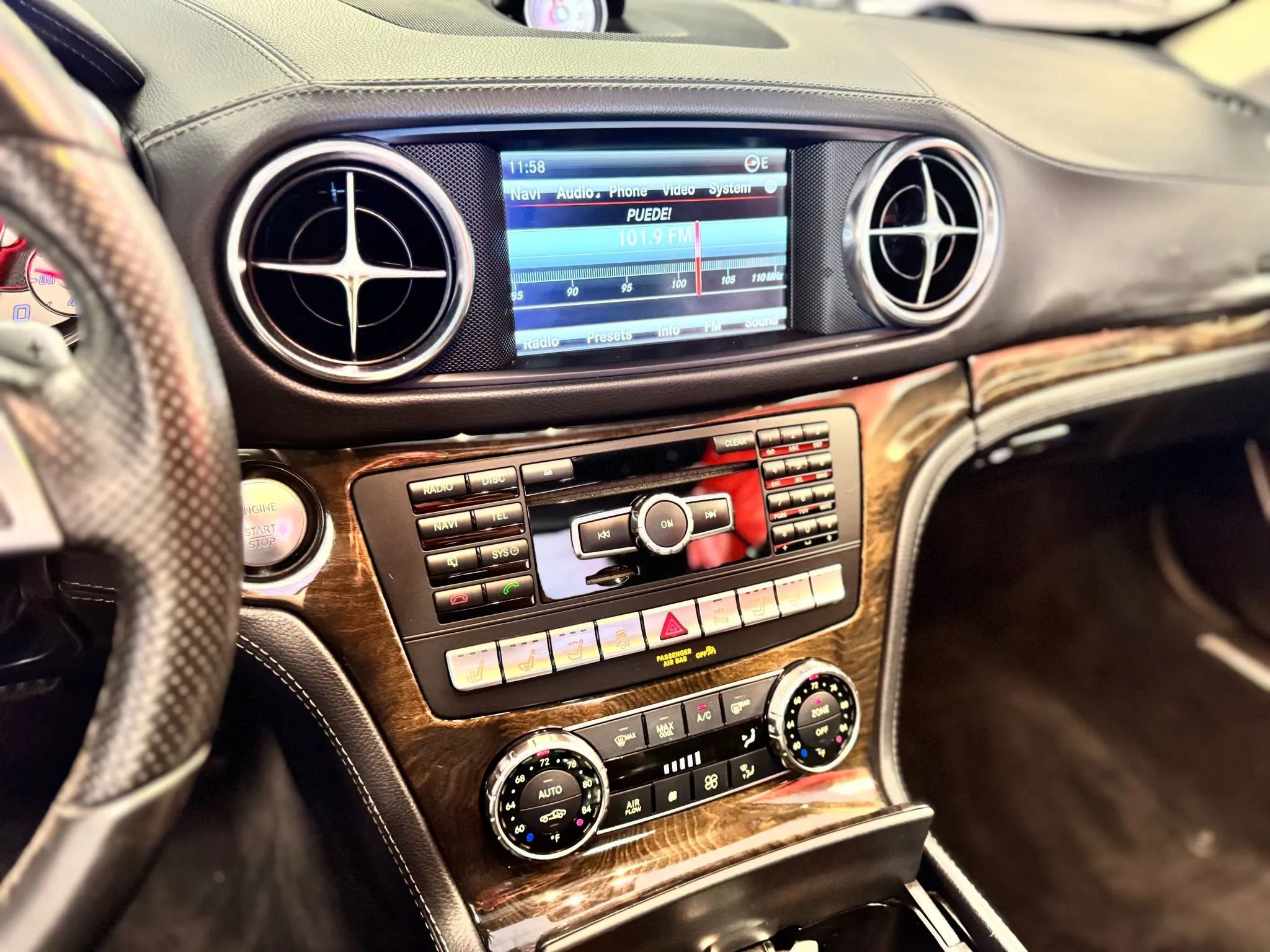 Used 2015 Mercedes-Benz SL 400 SL 400 Roadster 2D w/ Premium I Package image 20