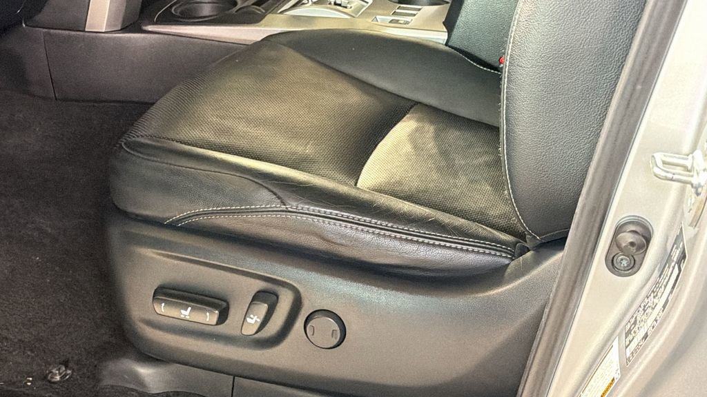 Used 2018 Toyota 4Runner Limited image 21