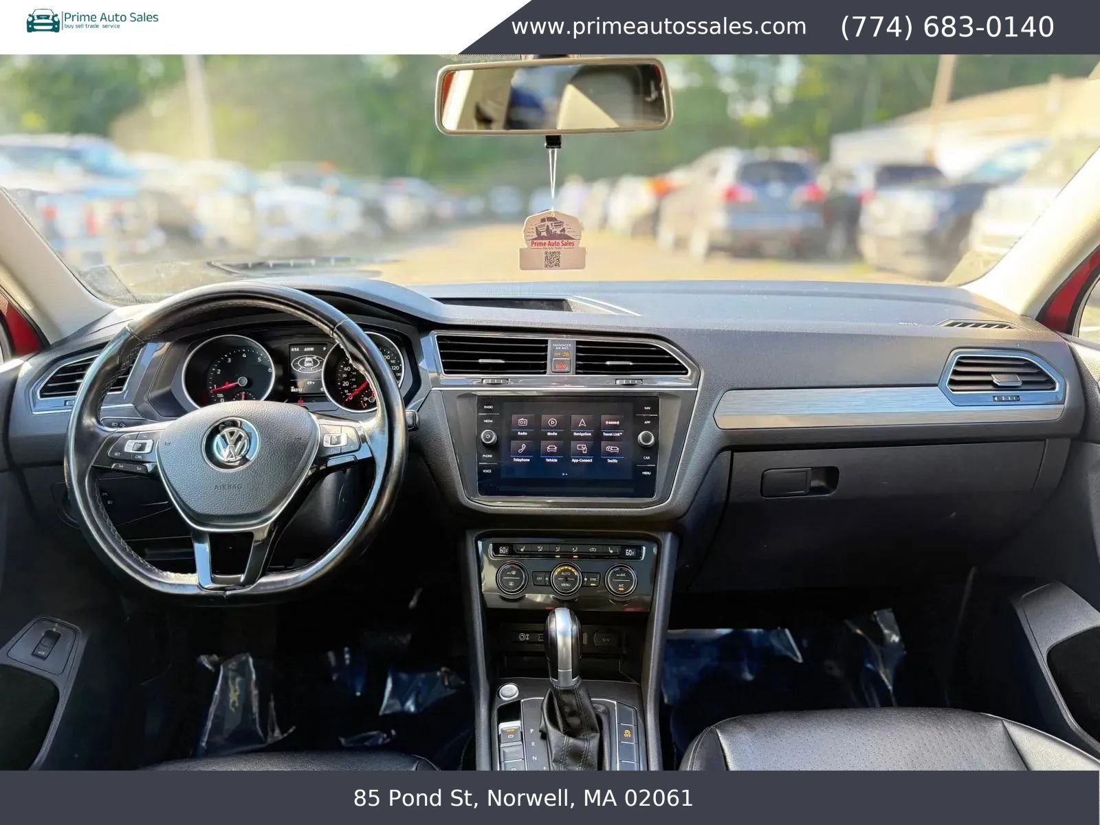 Used 2018 Volkswagen Tiguan SEL AWD/4WD image 30