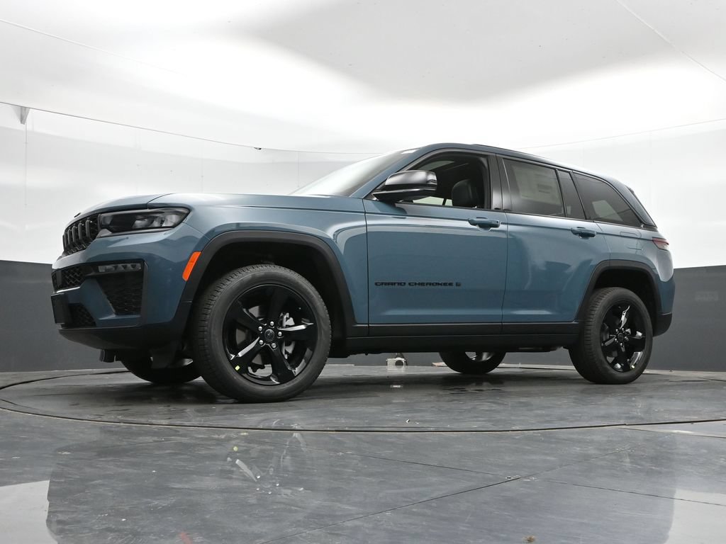 New 2027 Jeep Grand Cherokee Limited AWD/4WD image 48