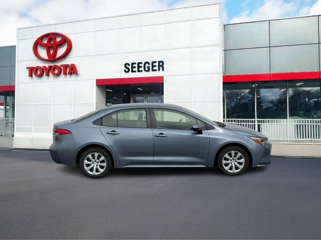 Used 2023 Toyota Corolla Hybrid Sedan video 2