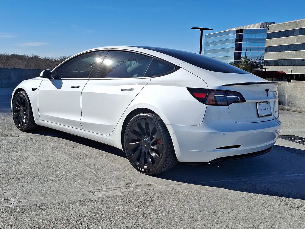 Used 2022 Tesla Model 3 Performance image 3
