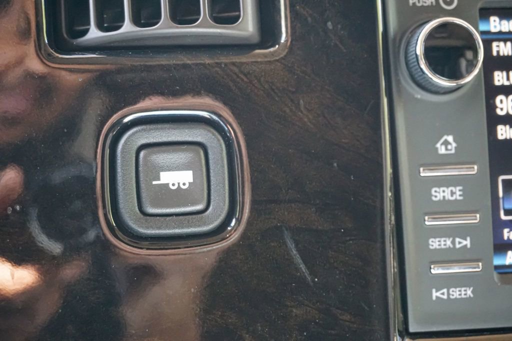 Used 2017 Chevrolet Express 2500 RWD image 74
