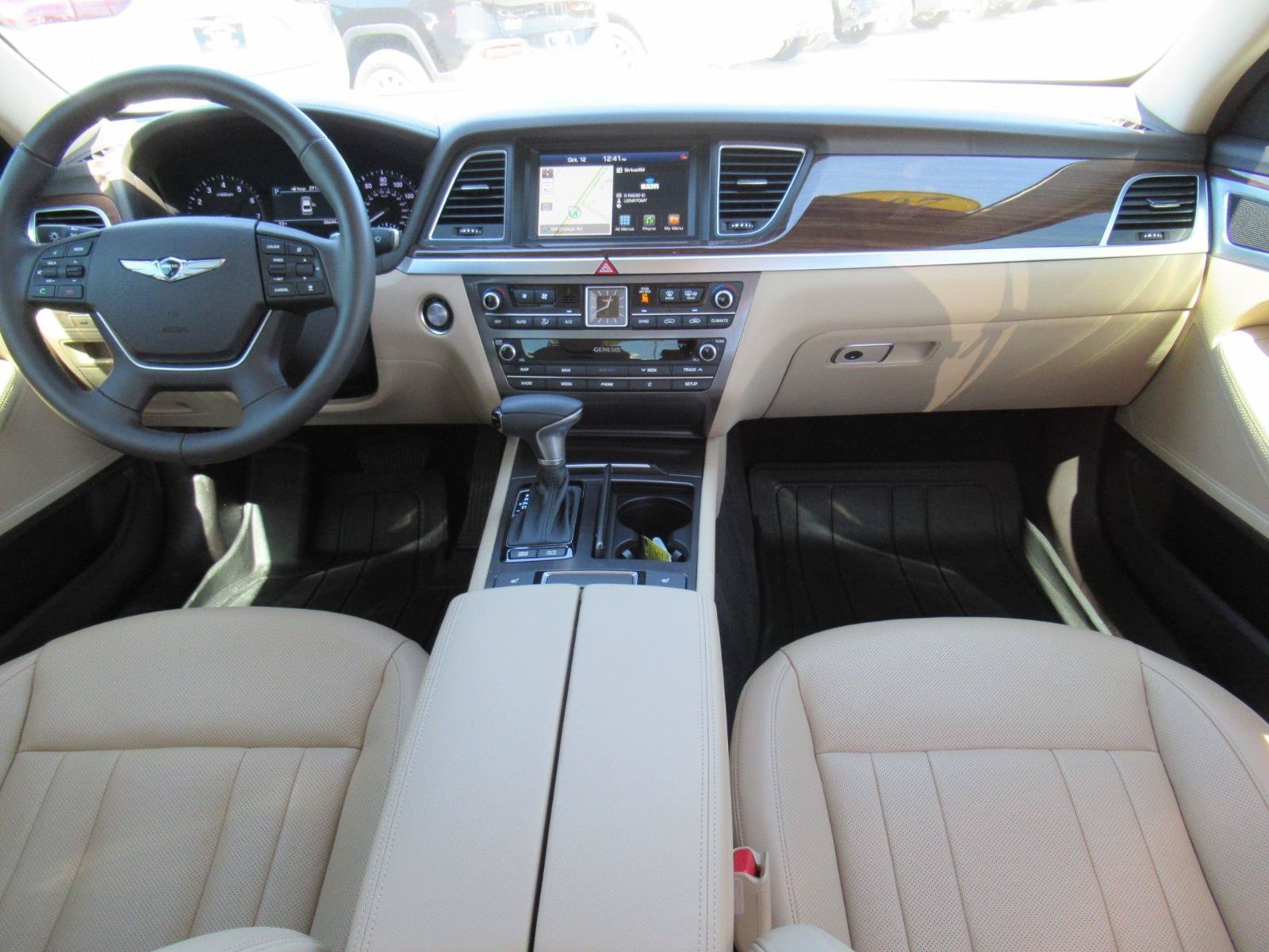 Used 2020 Genesis G80 3.8 RWD image 11