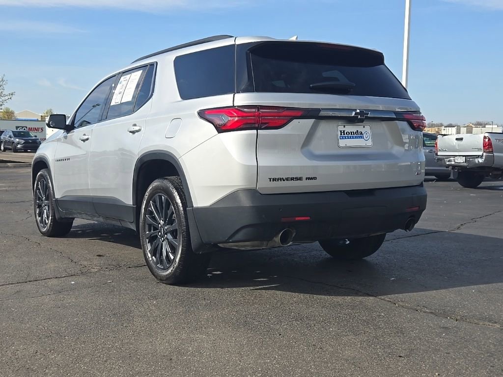 Used 2022 Chevrolet Traverse RS w/ LPO, Floor Liner Package AWD/4WD image 5
