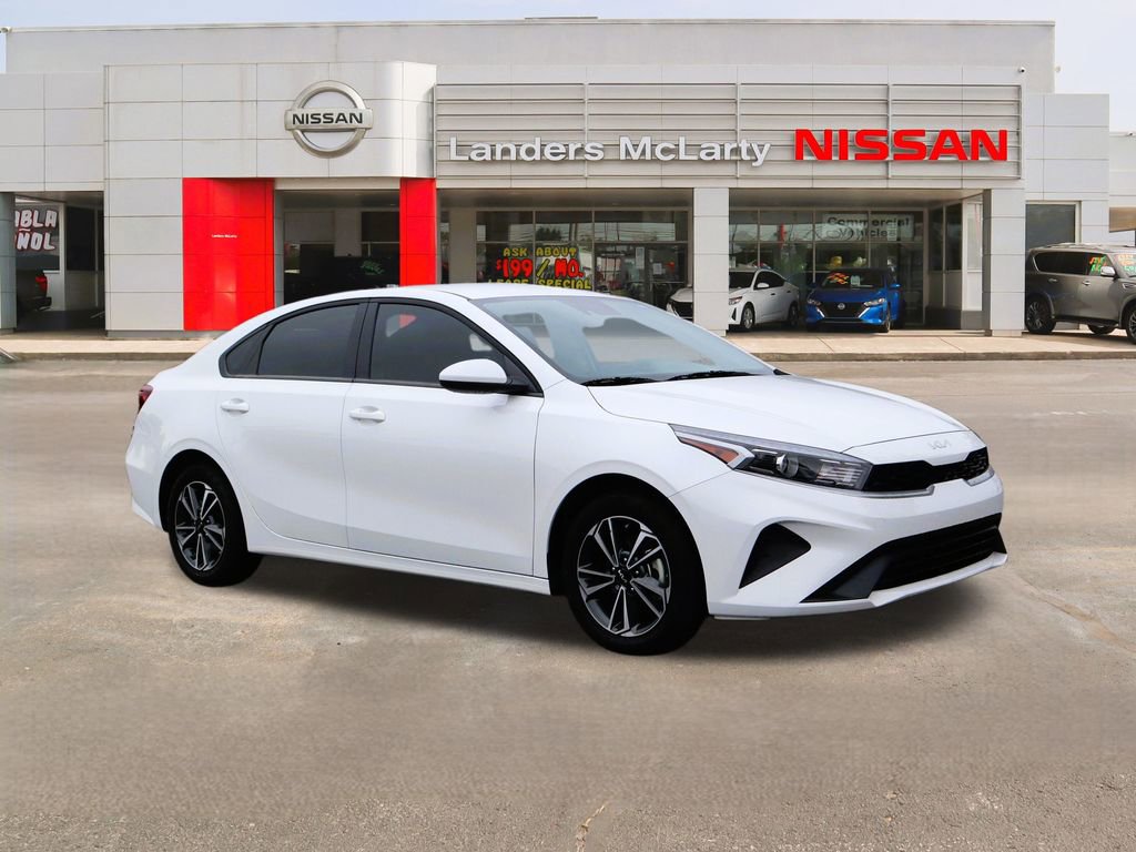 Used 2024 Kia Forte LXS
