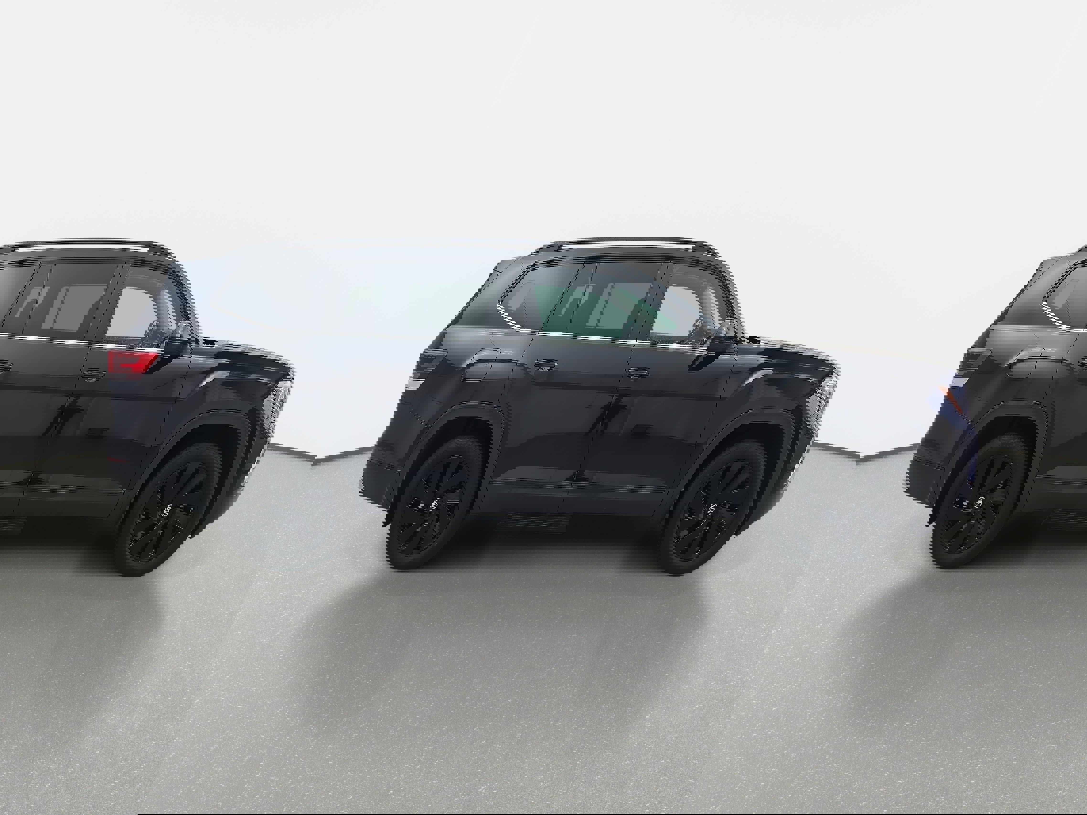 Used 2025 Volkswagen Atlas SE image 2