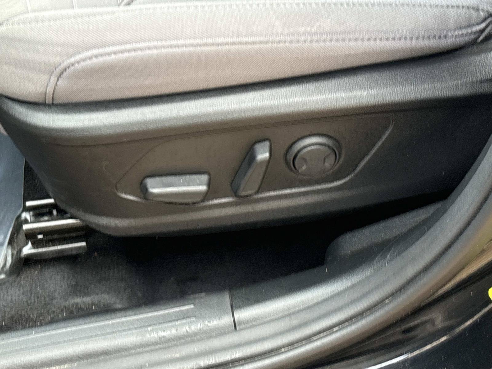 Used 2024 Hyundai Santa Cruz SEL FWD image 19