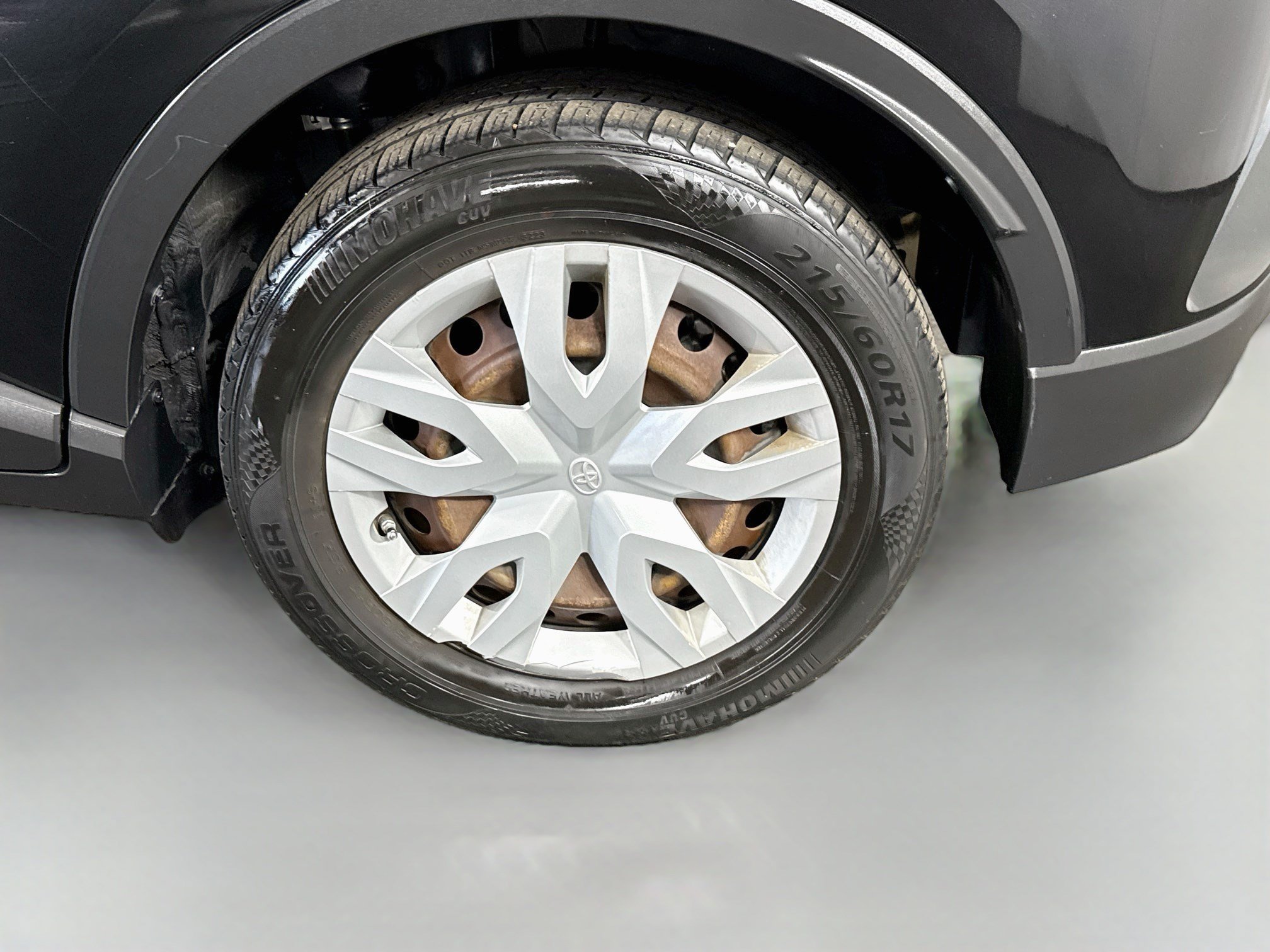 Used 2021 Toyota C-HR LE FWD image 36