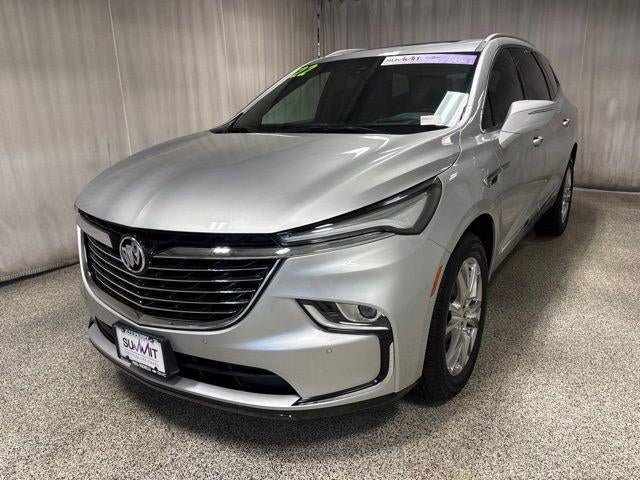 Used 2022 Buick Enclave Premium w/ Experience Buick Package AWD/4WD image 7