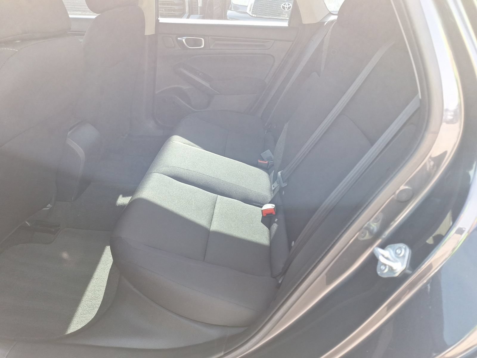 Used 2023 Honda Civic LX image 27