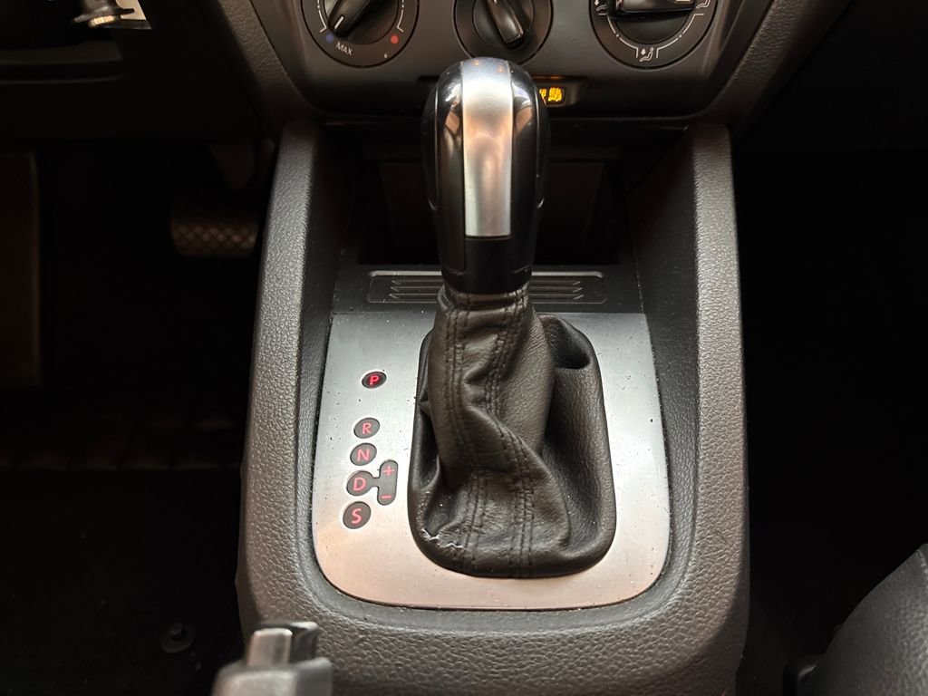 Used 2014 Volkswagen Jetta SE image 17