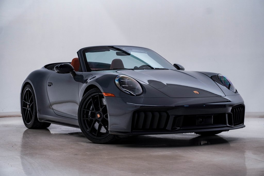 Certified 2025 Porsche 911 Carrera GTS image 8