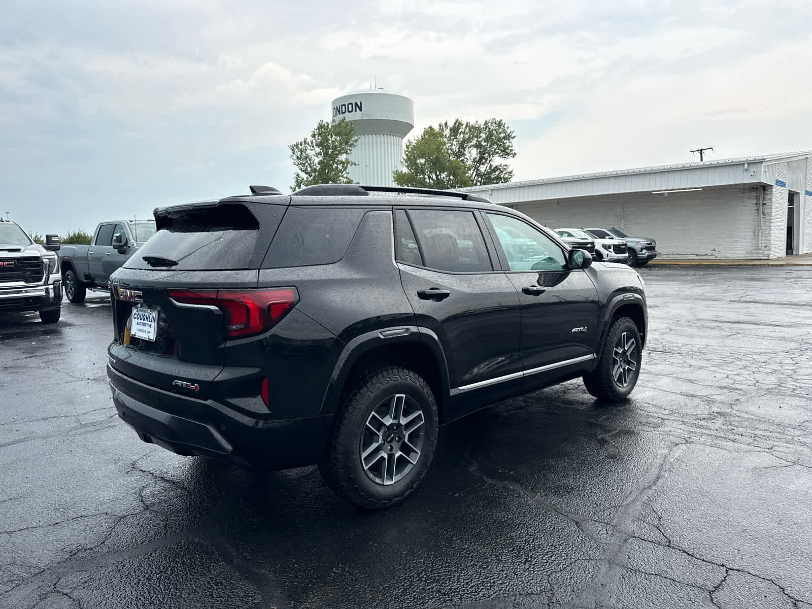 New 2027 GMC Terrain AT4 w/ Technology Package II AWD/4WD image 5