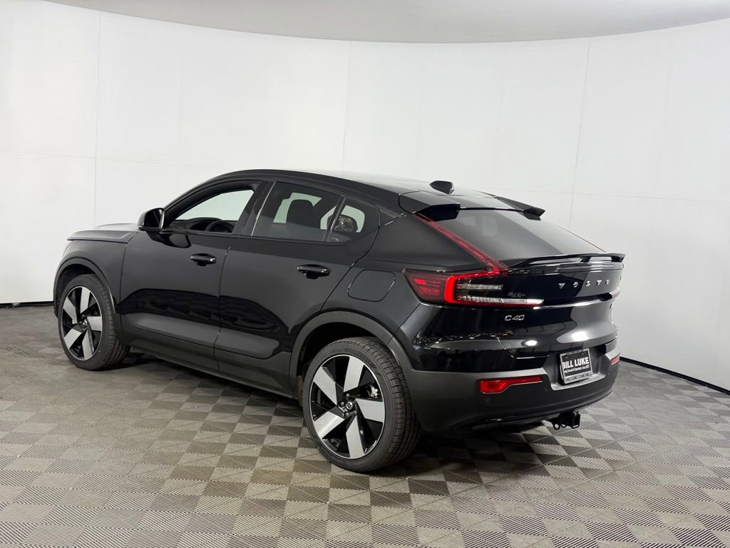 Used 2023 Volvo C40 P8 Recharge Ultimate image 9
