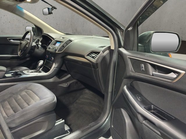 Used 2015 Ford Edge SEL FWD image 15