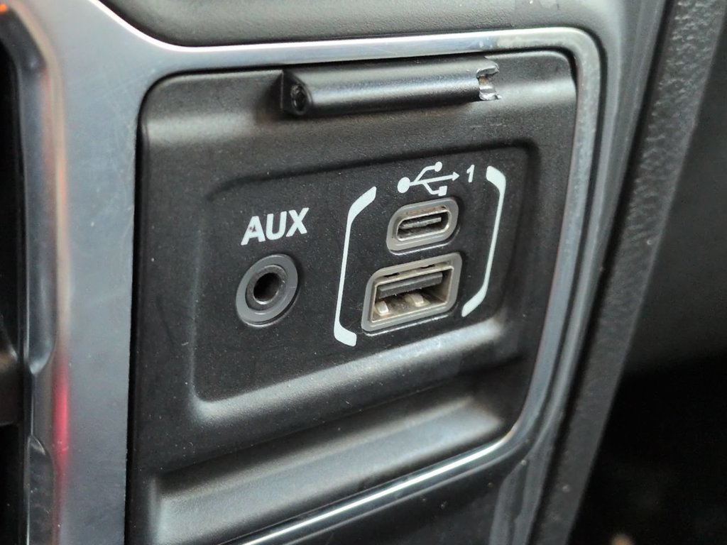 Used 2023 Jeep Gladiator Overland AWD/4WD image 22