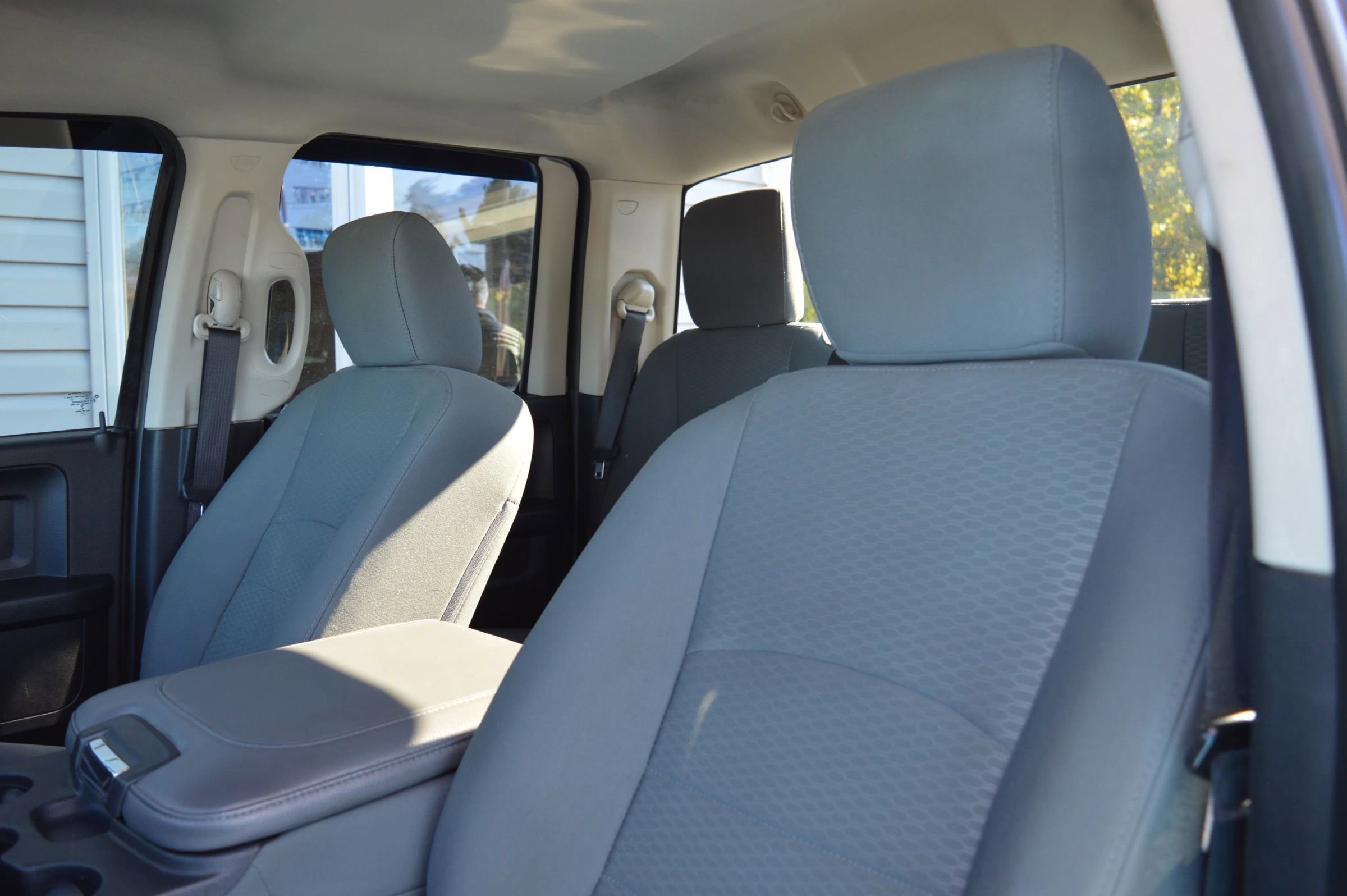 Used 2014 RAM 1500 Express image 11