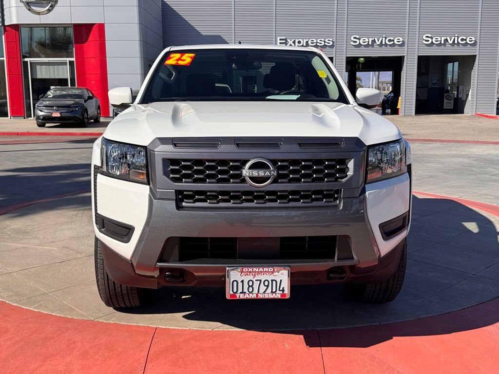 Certified 2025 Nissan Frontier SV AWD/4WD image 3