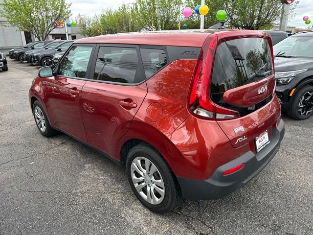 Used 2022 Kia Soul LX FWD image 6