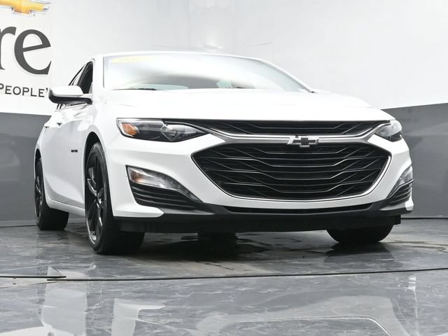Used 2024 Chevrolet Malibu LT w/ Sport Edition FWD image 3