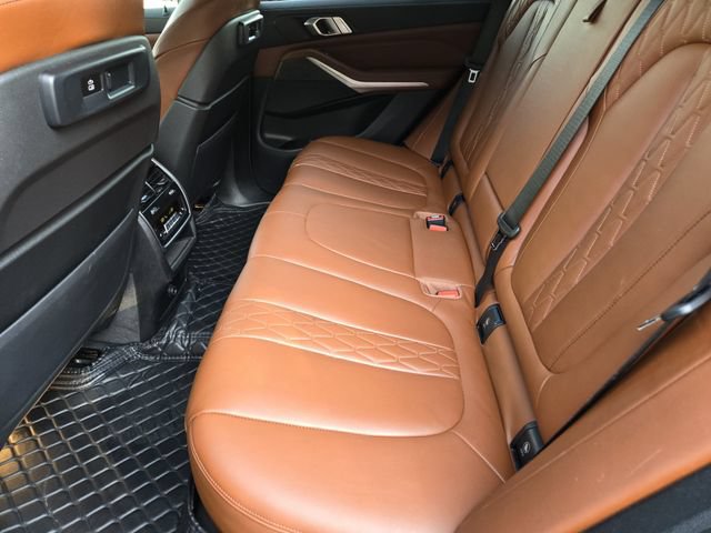 Used 2022 BMW X5 xDrive40i w/ M Sport Package AWD/4WD image 27