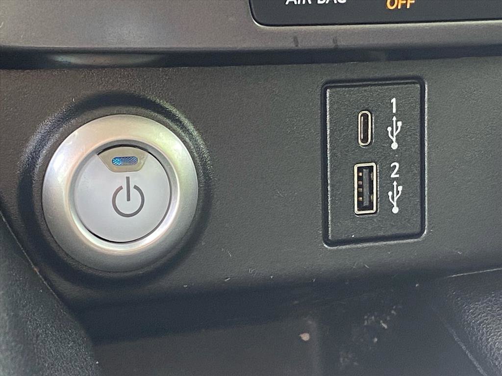 Used 2023 Nissan Leaf S image 16