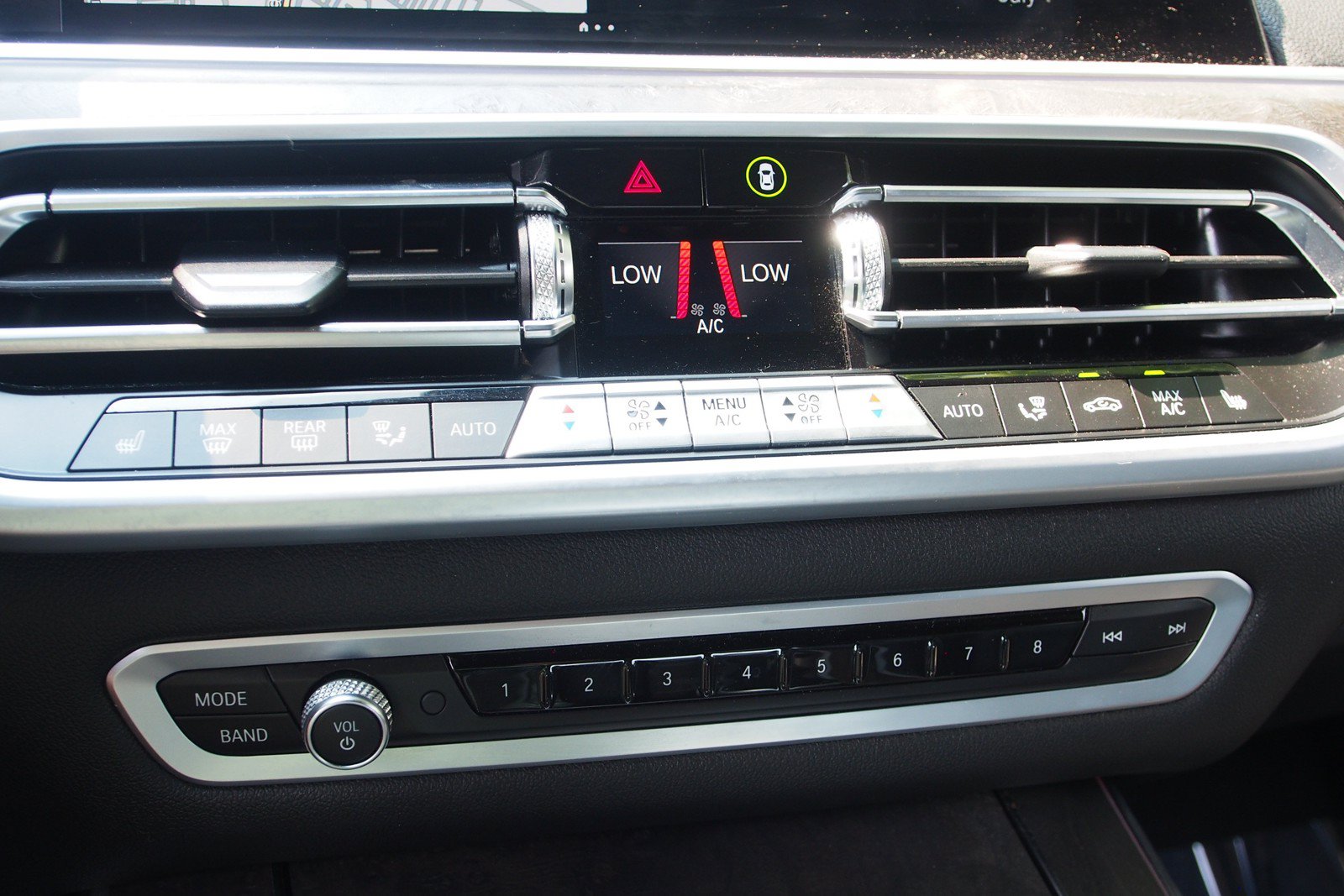 Used 2022 BMW X5 sDrive40i w/ Premium Package RWD image 28