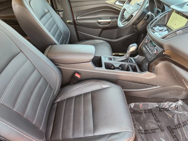 Used 2018 Ford Escape Titanium AWD/4WD image 14