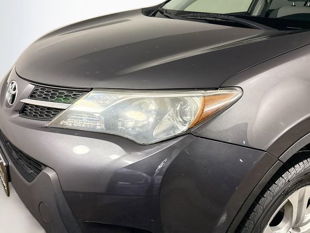 Used 2015 Toyota RAV4 LE image 15