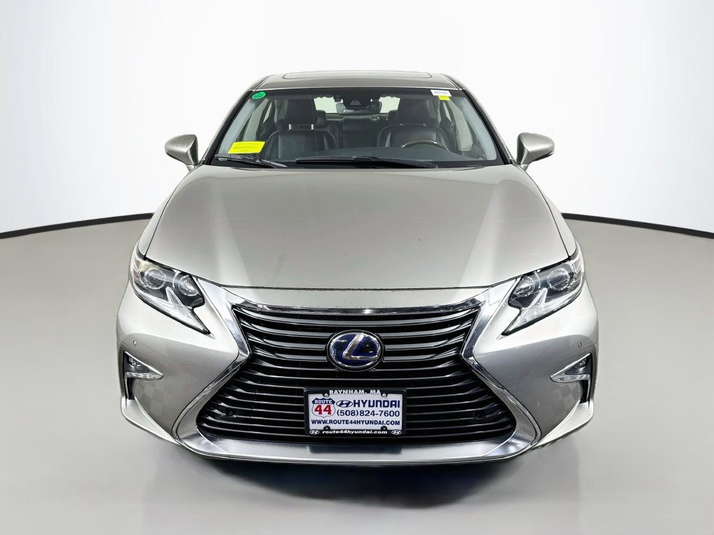 Used 2016 Lexus ES 300h FWD image 11
