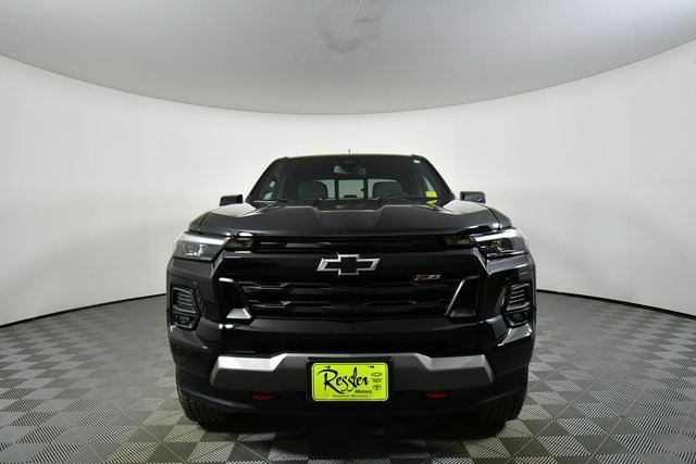 Used 2024 Chevrolet Colorado Z71 w/ Z71 Convenience Package 2 image 7