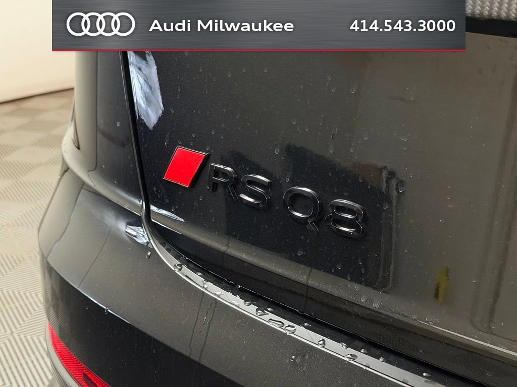 New 2027 Audi RS Q8 performance AWD/4WD image 13