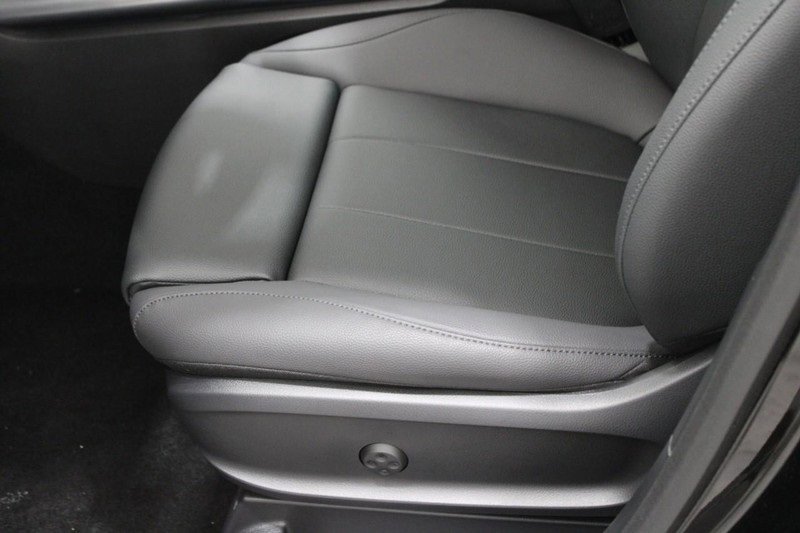 New 2025 Mercedes-Benz GLA 250 4MATIC image 15