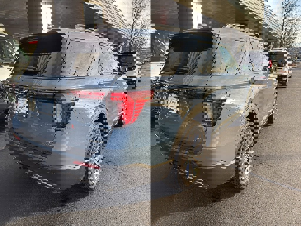 New 2026 Ford Explorer Active w/ Active Comfort Package image 4