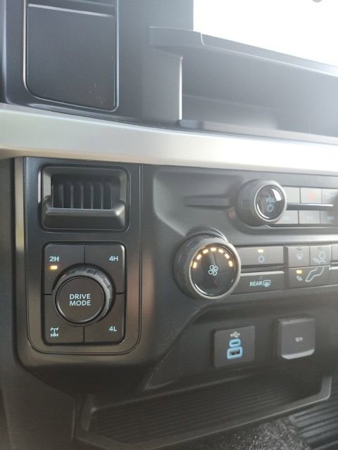 New 2026 Ford F350 XL w/ XL Chrome Package image 42