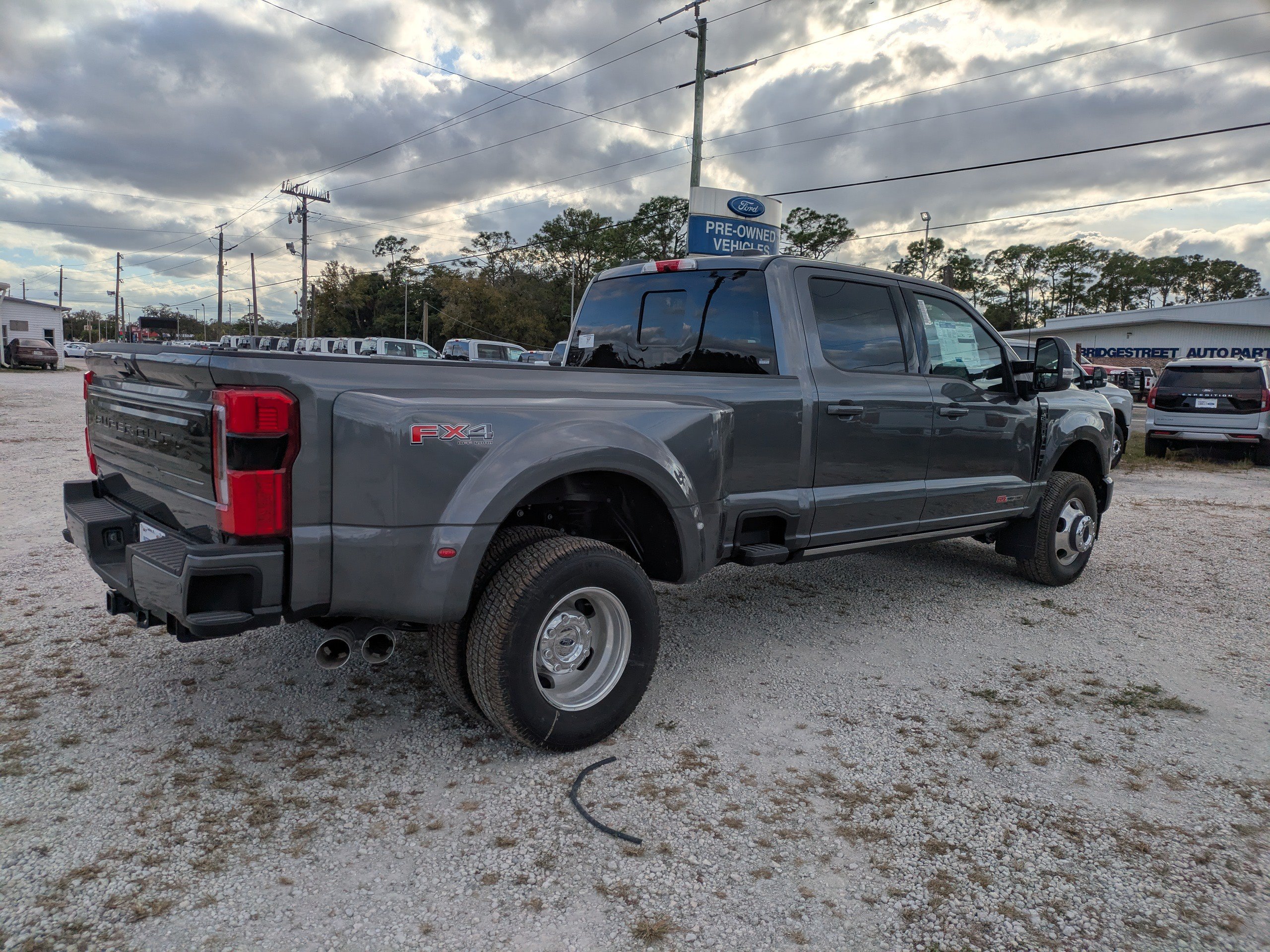 New 2026 Ford F350 Platinum AWD/4WD image 4