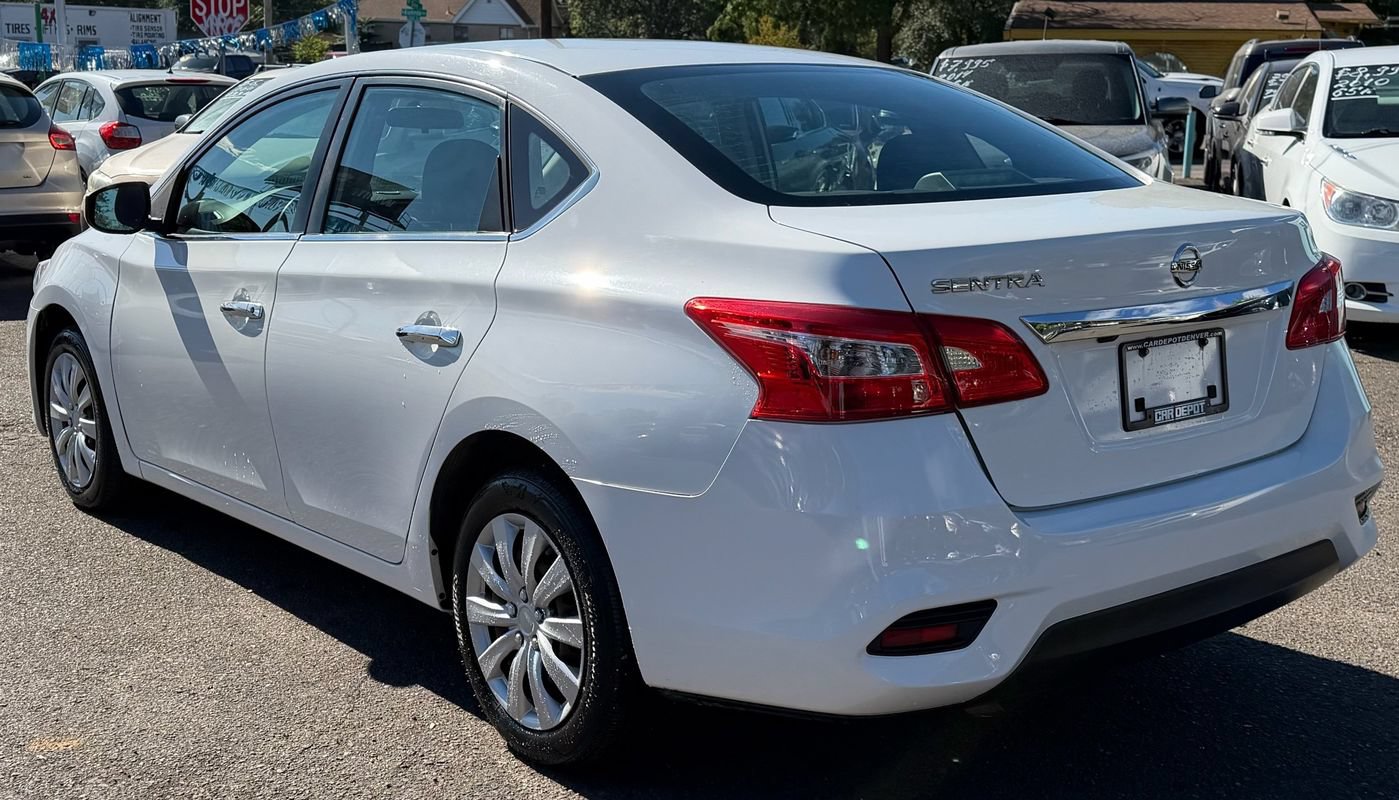 Used 2018 Nissan Sentra S FWD image 5