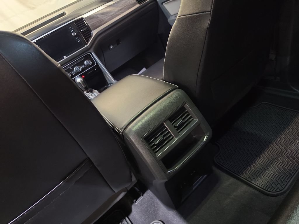 Used 2022 Volkswagen Atlas Cross Sport SE AWD/4WD image 22