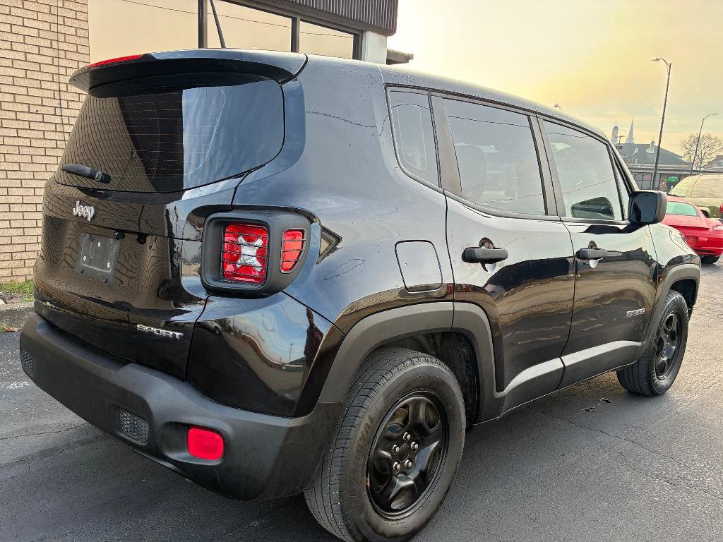 Used 2017 Jeep Renegade Sport w/ Power & Air Group image 4