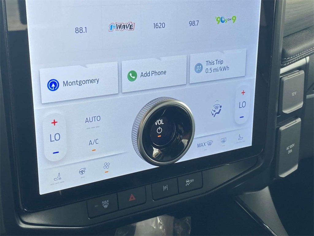 New 2025 Ford F150 Lightning Flash image 19