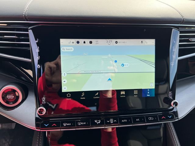 New 2024 Jeep Wagoneer L Series II w/ Convenience Group I image 36