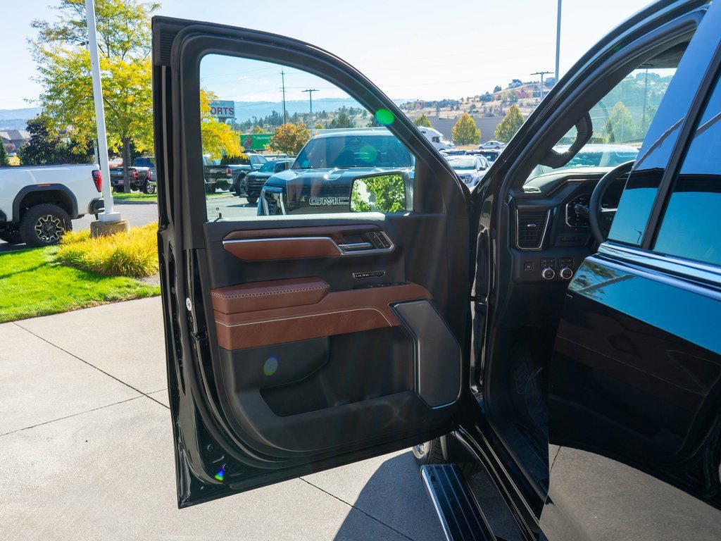 New 2026 GMC Sierra 1500 Denali Ultimate image 18