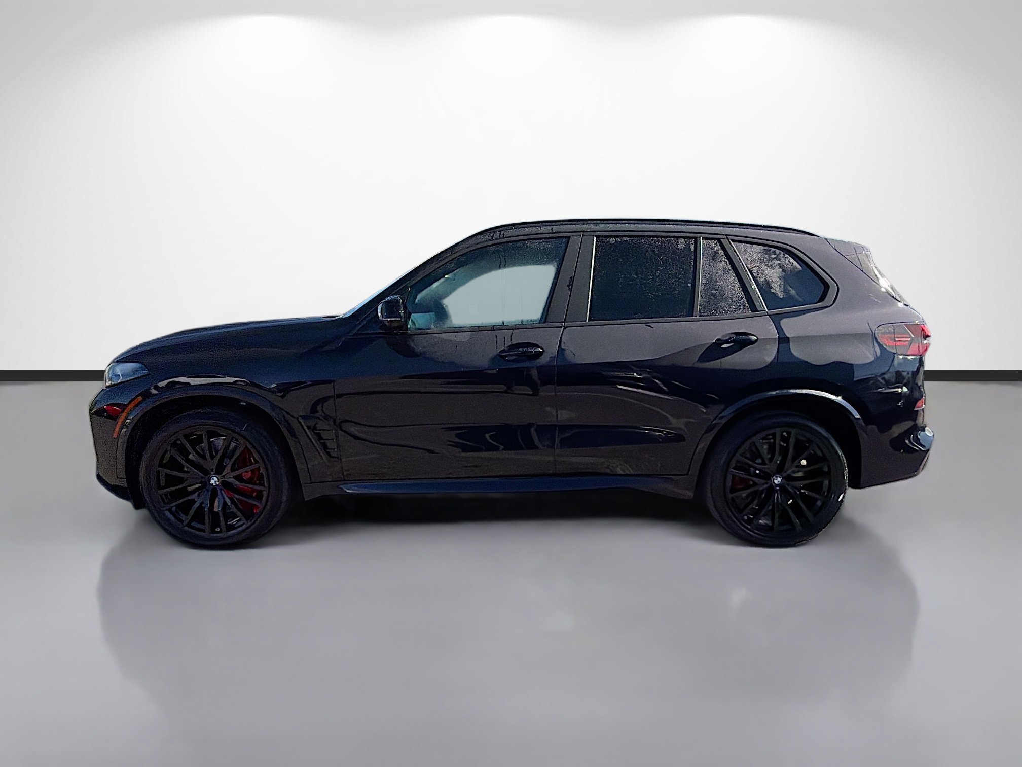 New 2026 BMW X5 M60i image 6