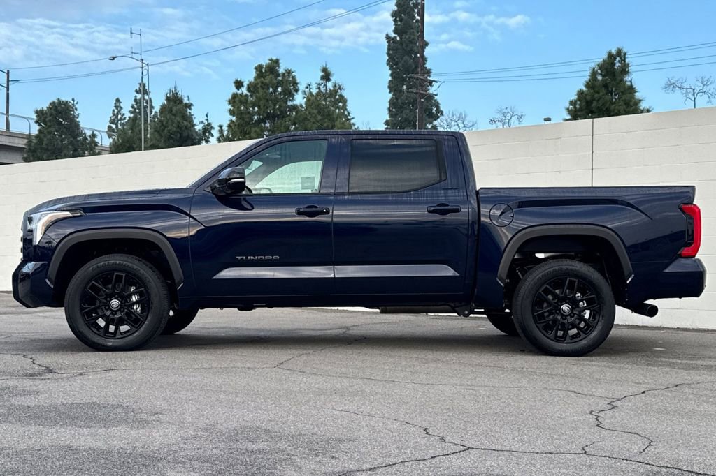 Used 2025 Toyota Tundra Limited image 9