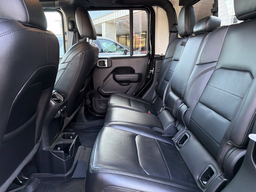 Used 2023 Jeep Gladiator Sport AWD/4WD image 32