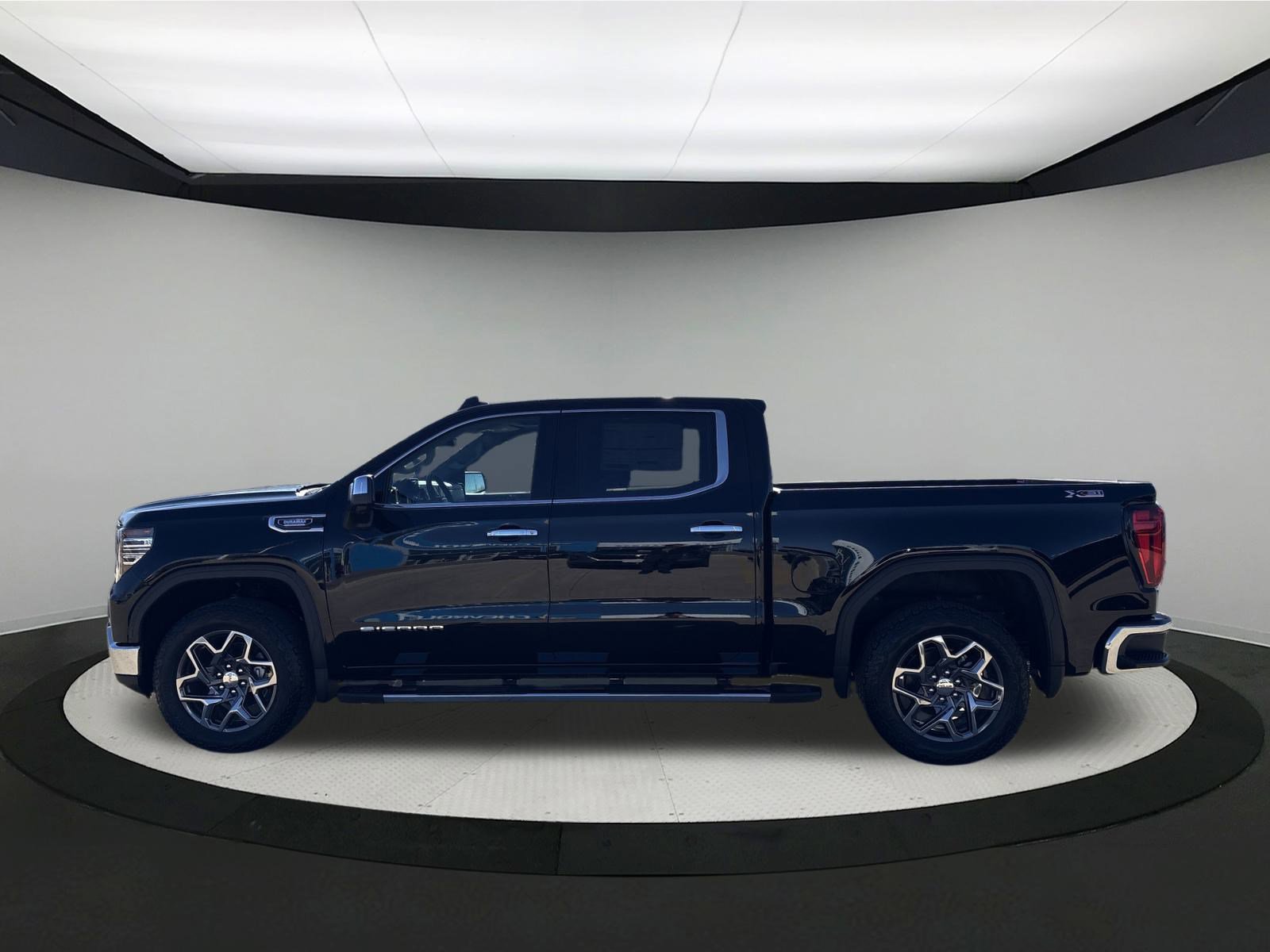 New 2026 GMC Sierra 1500 SLT w/ SLT Premium Plus Package image 4